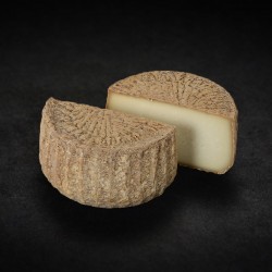 Raclettes nature, fumée, aux poivres, à l'ail des ours, au foin… savoyarde  ou suisse, … à vous de choisir – from – comptoir