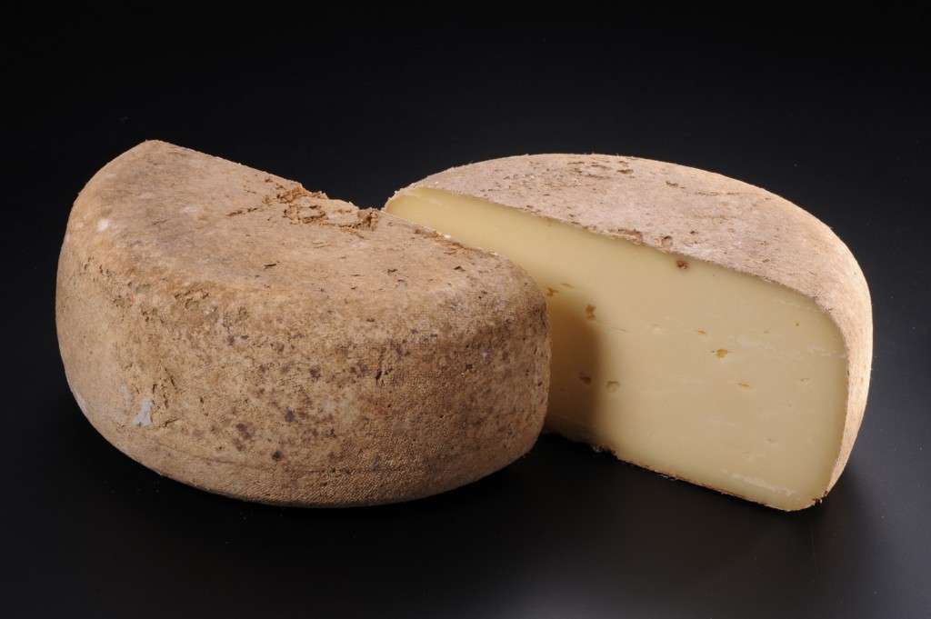 Association pains et vins avec l’Ossau-Iraty