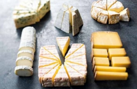 Comment couper un fromage ?