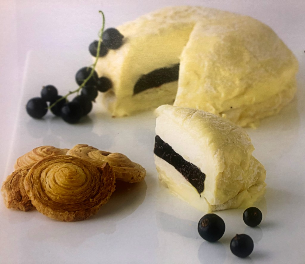 Délice de soumaintrain affinés aux cassis et crème de Bourgogne