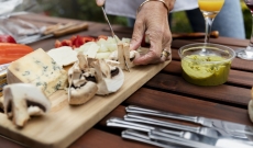 Les associations de saveurs parfaites avec le fromage : conseils et idées pour créer des plats délicieux