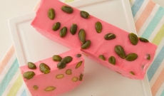 Nougat au Pink Queen Cheese