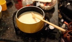 Raclette : comment réussir votre soirée gourmande